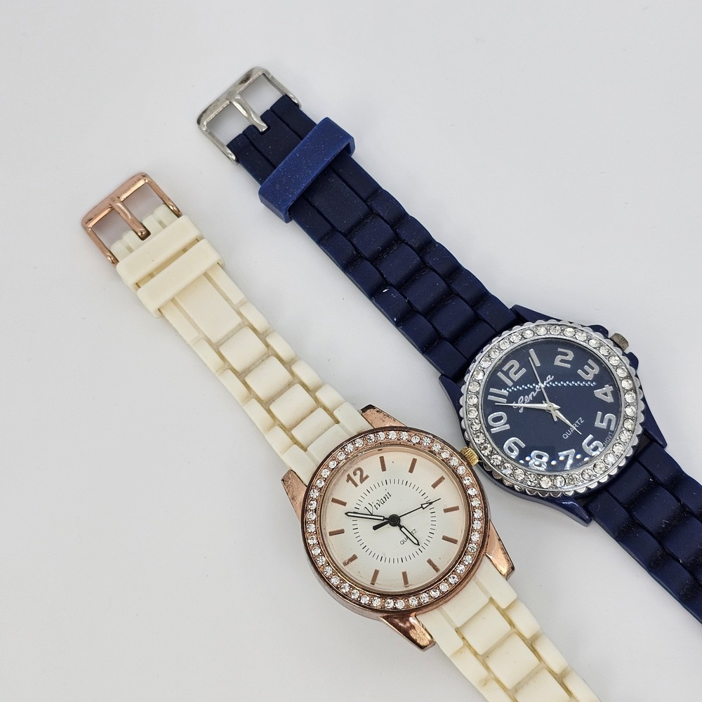 2X Casual Women's Watch 36-38MM Cream Blue Dial Plastic‎ Bands New Battery